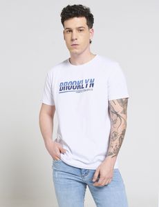 Oferta de Camiseta Brooklyn Blanca por $9,06 en Moda RM