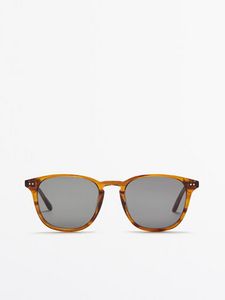 Oferta de Gafas De Sol De Pasta por $119 en Massimo Dutti